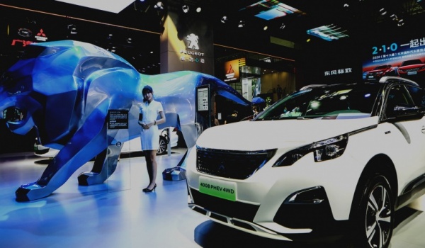 Peugeot via son partenariat avec Dongfeng est prsent  Pkin